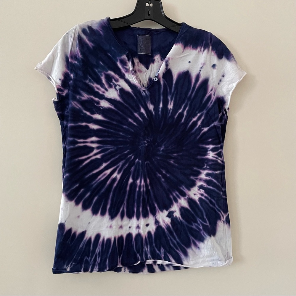 Zadie & Voltaire tie dye v-neck with butterfly!
